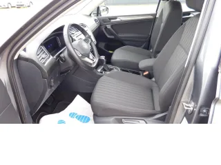 VW Tiguan – Fahrzeugbild 10