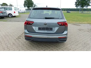 VW Tiguan – Fahrzeugbild 4