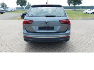 VW Tiguan – Fahrzeugbild 4