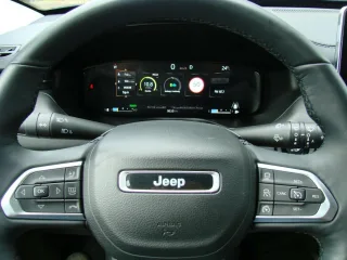 JEEP Compass – Fahrzeugbild 10