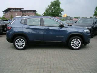 JEEP Compass – Fahrzeugbild 4