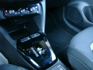 OPEL Corsa-e – Fahrzeugbild 11