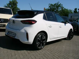 OPEL Corsa-e – Fahrzeugbild 3