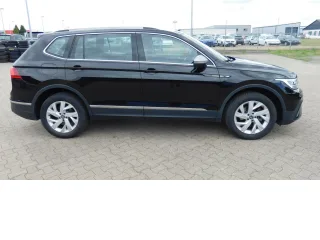 VW Tiguan – Fahrzeugbild 2