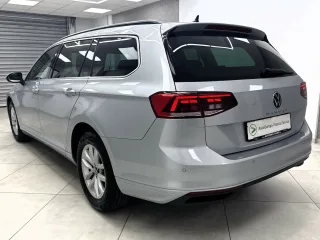 VW Passat – Fahrzeugbild 4