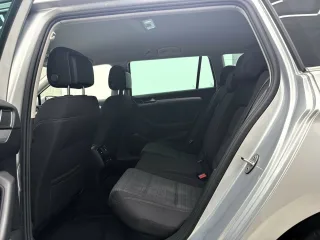 VW Passat – Fahrzeugbild 6