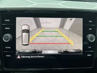 VW Passat – Fahrzeugbild 8