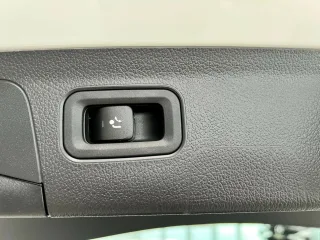 MERCEDES-BENZ A 180 – Fahrzeugbild 15