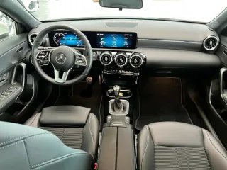 MERCEDES-BENZ A 180 – Fahrzeugbild 5