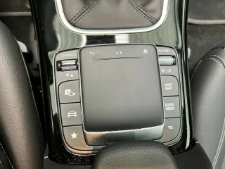 MERCEDES-BENZ A 180 – Fahrzeugbild 8
