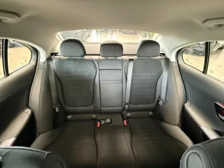 MERCEDES-BENZ C 180 – Fahrzeugbild 13