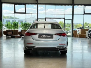 MERCEDES-BENZ C 180 – Fahrzeugbild 9