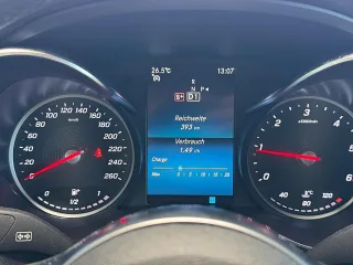 MERCEDES-BENZ C 220 – Fahrzeugbild 15