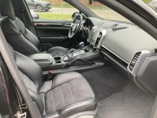 PORSCHE Cayenne – Fahrzeugbild 5