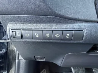 SUZUKI Swace – Fahrzeugbild 13
