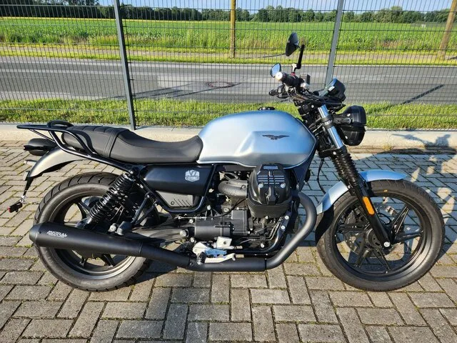 MOTO GUZZI V7 gebraucht kaufen