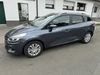 RENAULT Clio – Fahrzeugbild 1