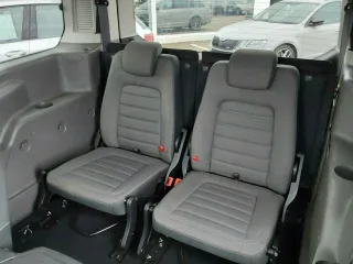 FORD Grand – Fahrzeugbild 10
