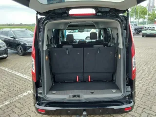 FORD Grand – Fahrzeugbild 12
