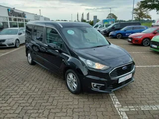 FORD Grand – Fahrzeugbild 3