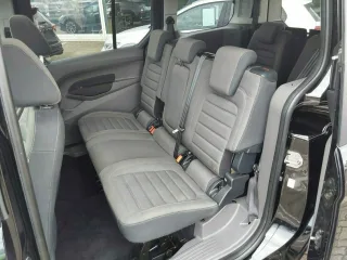 FORD Grand – Fahrzeugbild 9