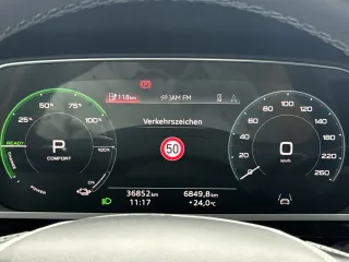 AUDI e-tron – Fahrzeugbild 10