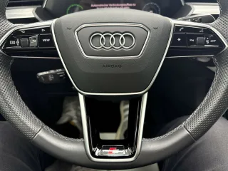AUDI e-tron – Fahrzeugbild 11