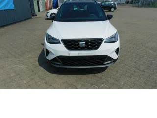 SEAT Arona – Fahrzeugbild 3