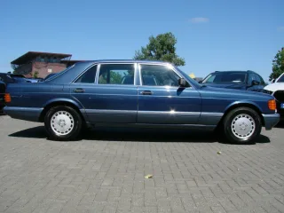 MERCEDES-BENZ S 560 – Fahrzeugbild 6