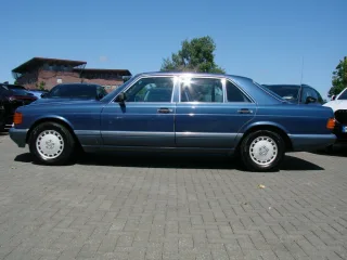 MERCEDES-BENZ 560 – Fahrzeugbild 11