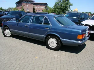 MERCEDES-BENZ 560 – Fahrzeugbild 7