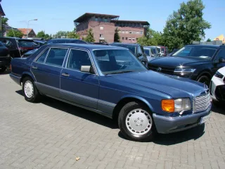 MERCEDES-BENZ 560 – Fahrzeugbild 9