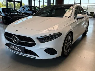 MERCEDES-BENZ A 180 – Fahrzeugbild 1