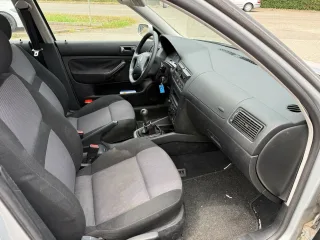 VW Golf – Fahrzeugbild 4