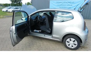 VW up! – Fahrzeugbild 12