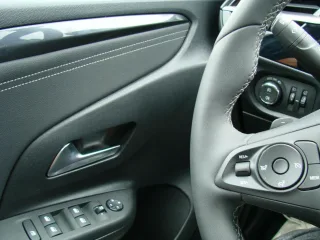 OPEL Corsa – Fahrzeugbild 9