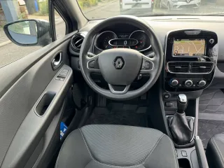 RENAULT Clio – Fahrzeugbild 6