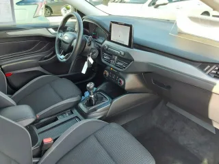 FORD Focus – Fahrzeugbild 9