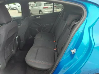 FORD Focus – Fahrzeugbild 10