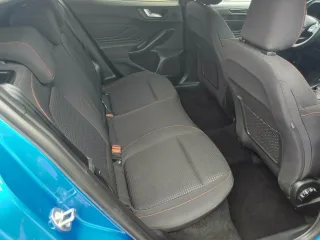 FORD Focus – Fahrzeugbild 12