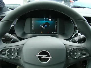 OPEL Corsa – Fahrzeugbild 9
