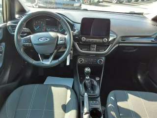 FORD FIESTA – Fahrzeugbild 10