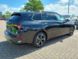 OPEL Astra – Fahrzeugbild 5