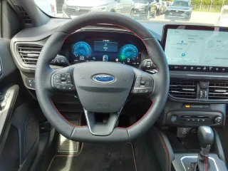 FORD Focus – Fahrzeugbild 13