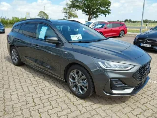 FORD Focus – Fahrzeugbild 3