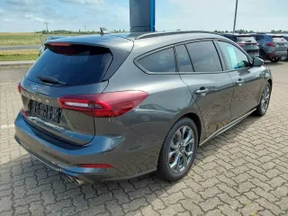 FORD Focus – Fahrzeugbild 4