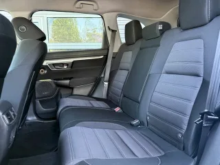 HONDA CR-V – Fahrzeugbild 10