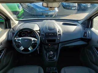 FORD TOURNEO – Fahrzeugbild 11