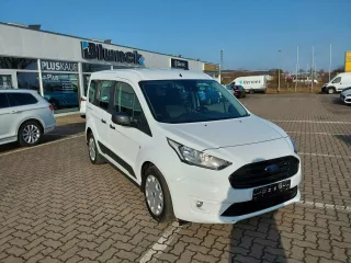 FORD TOURNEO – Fahrzeugbild 3