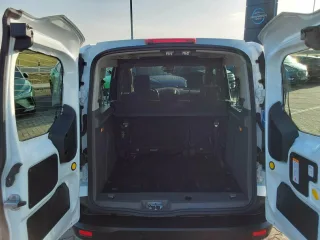 FORD TOURNEO – Fahrzeugbild 9